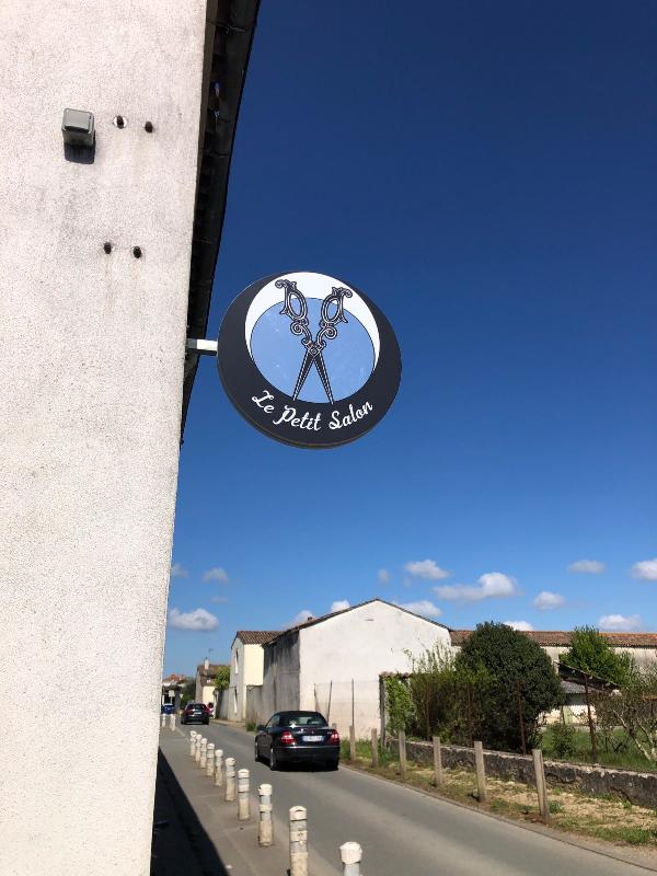 Enseigne Drapeau PVC Ronde Épaisseur 60 mm - Blanc_4