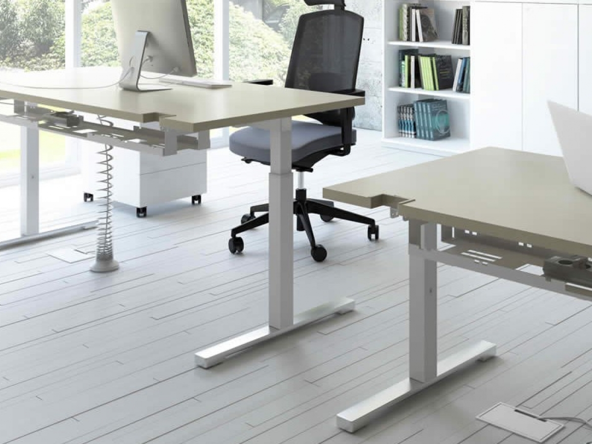 Bureau opératif réglable en hauteur - OGI DRIVE - manuel ou électrique, design moderne et durable_4