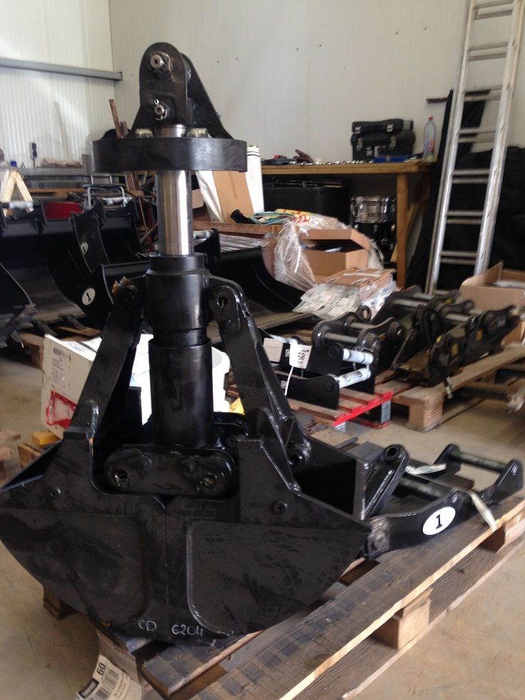 Benne de terrassement pour engins de chantier