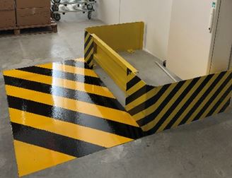 Marquage au sol par le résine Epoxydique idéal pour le parking et les zones industrielles_4