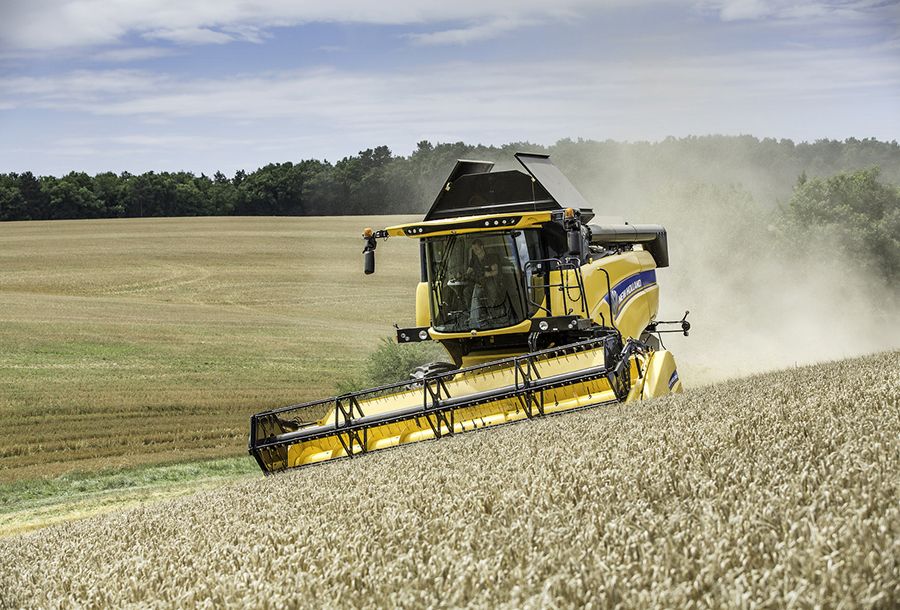 Moissonneuse-batteuse New Holland CX5.90 Latérale - version Hillside - trémie 8 300 L_4