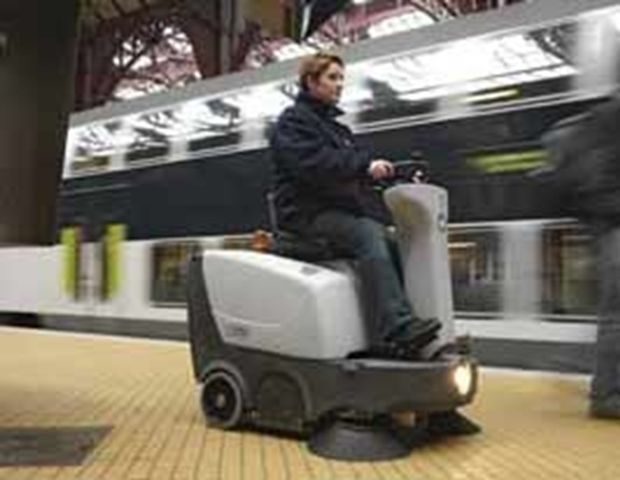 Sr 1000s - balayeuse compacte de voirie - nilfisk - 1120w_4