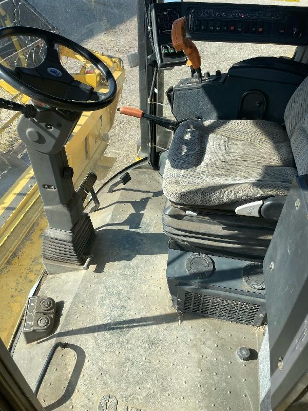 Moissonneuse New Holland TX 64 Plus – Coupe 5,00m_4