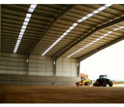 Bâtiment industriel de grande portée intérieure pour projets en tout genre et de toute taille - cualimetal_4