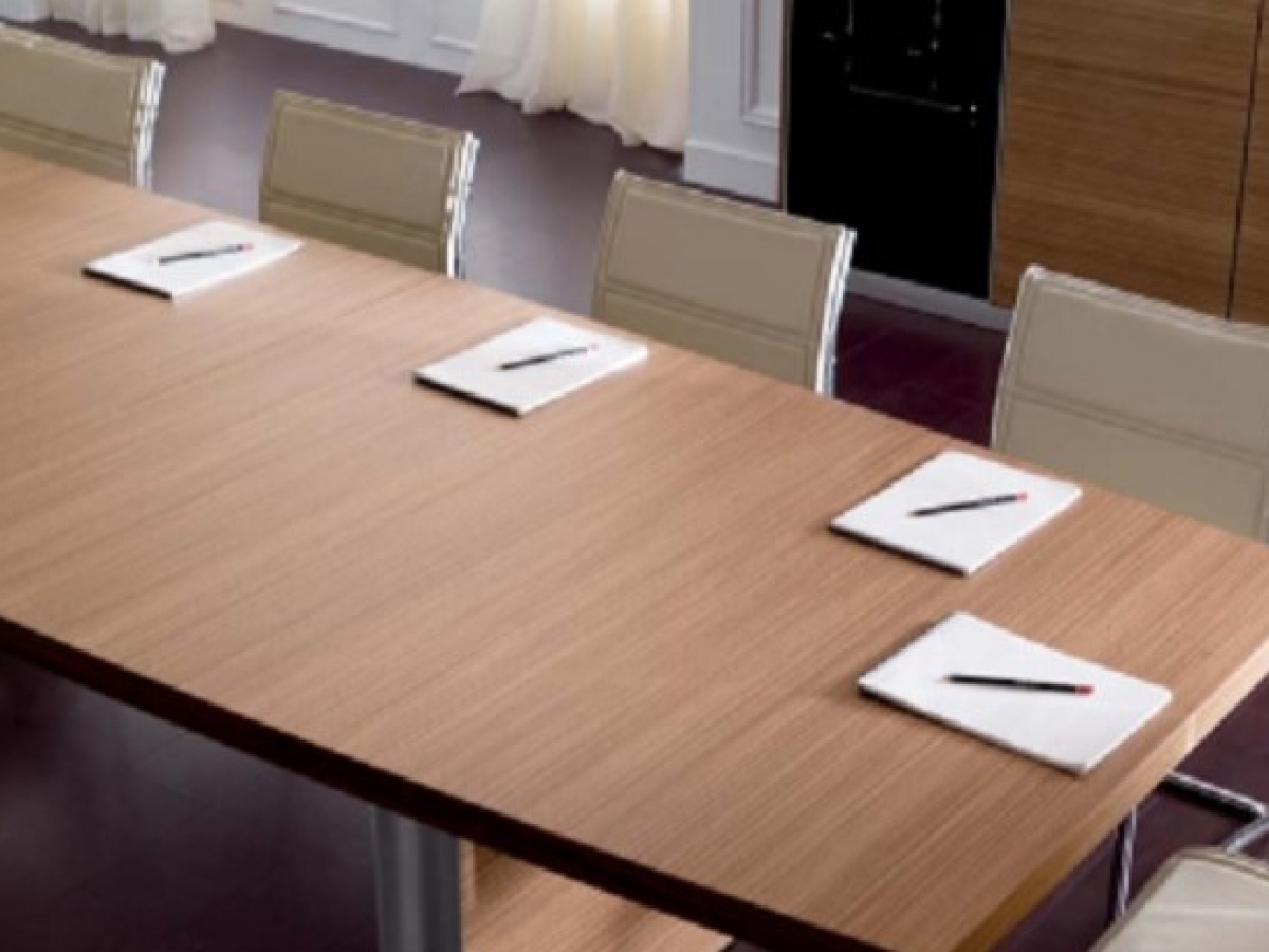 Table de réunion contemporaine en bois - IPSOS - formes géométriques, modulable, finitions haut de gamme_4