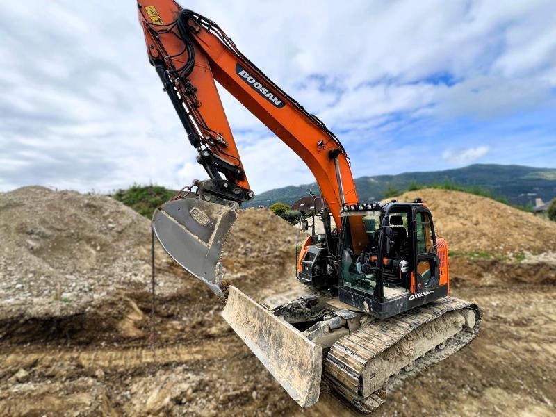 DOOSAN dx235 lcr-5 pelle a chenilles 26t_4