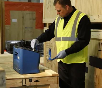 Système de détection compact avec batteries remplaçables à chaud