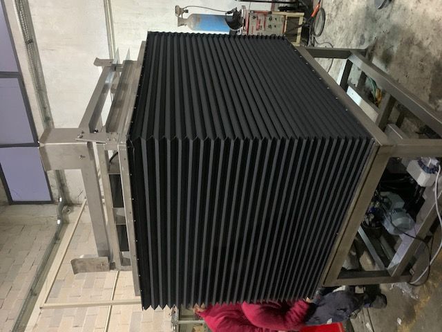 Table élévatrice électrique - dimensions spéciales - acier peint, galvanisé ou inox - version inclinable ou ATEX sur demande_4