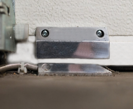 Cale de roue de camion en acier robuste et fiable - Kalstop KT12_4