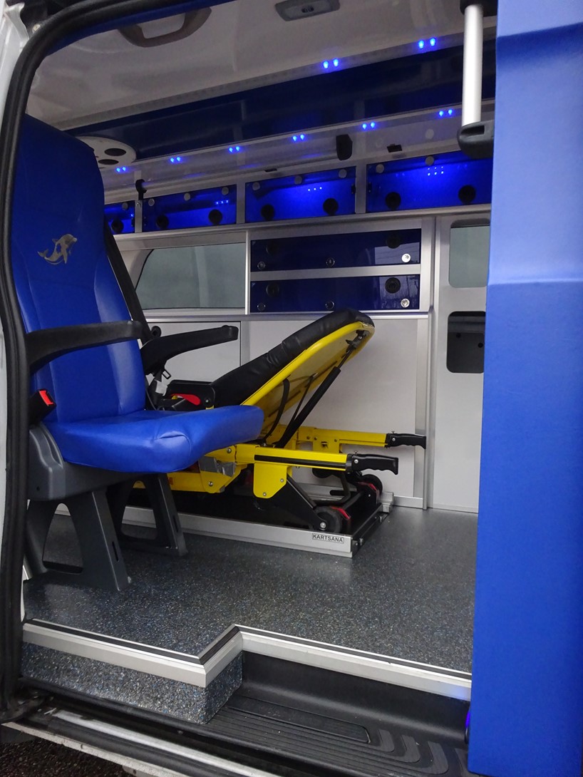 Ambulance mercedes-benz vito 2016 avec climatisation et GPS intégrés