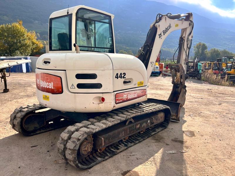 Bobcat 442B Pelle 7,5T avec pouce hydraulique_4