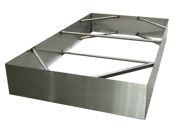 Élément central en acier galvanisé - dimensions 700x600x200 mm