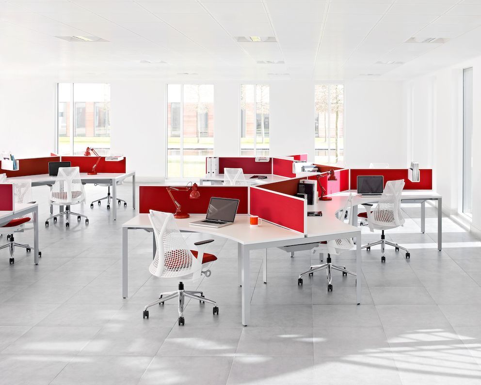 Bureau open space moderne et évolutif avec dispositifs de rangement personnalisés - Herman miller - Layout studio_4