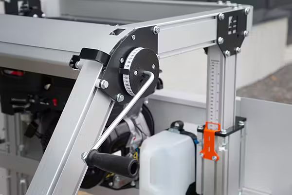 Scieries à ruban B701 thermique B&G 13cv - LOGOSOL_4