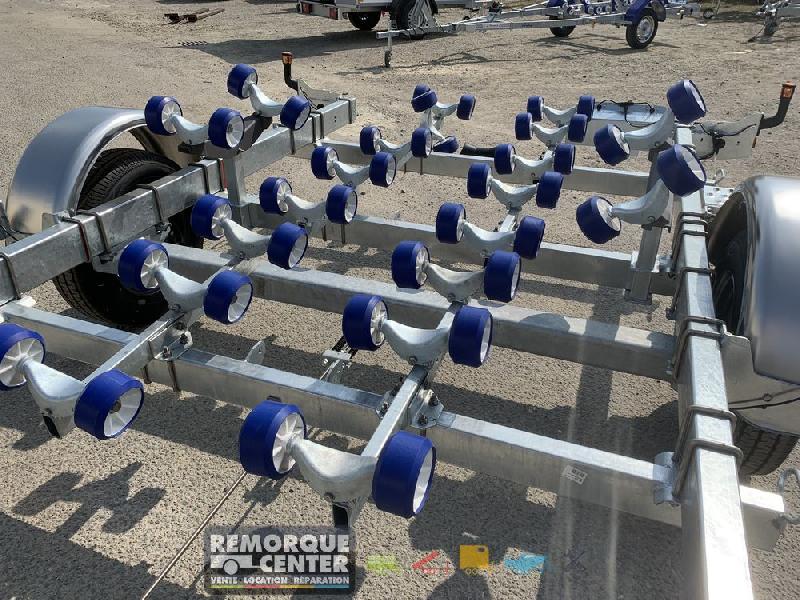 Porte bateau immergeable SUN WAY - D2418 - PTAC : 1800Kg - Kit rouleaux - 1 essieu freiné - Référence D2415_4