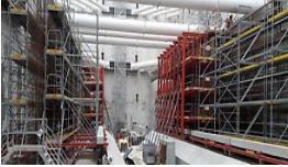 Échafaudage PERI UP Flex adapté pour ferraillage et bétonnage en hauteur