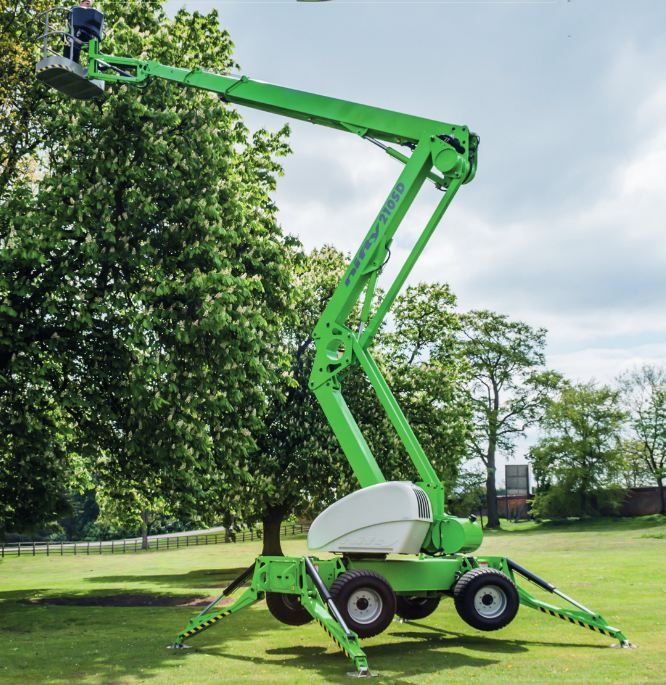 Sd210 4x4x4 nacelle élévatrice semi-automotrice articulée - niftylift - hauteur de travail 21.3m_4