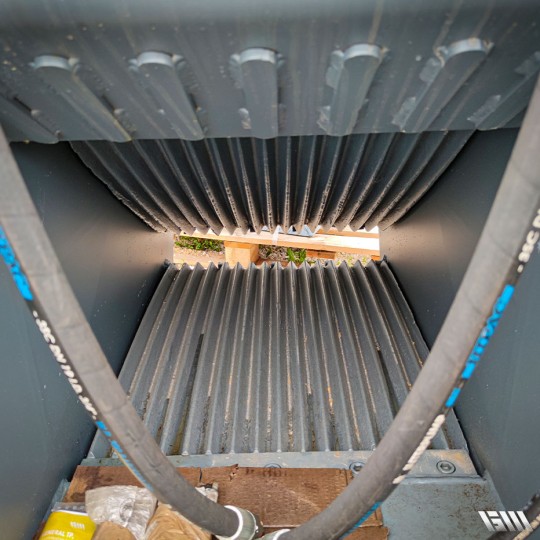 Godet concasseur Série CBF - Compatible pelle hydraulique et skip loaders - CM Crushers - Granulométrie réglable 25-125mm_4