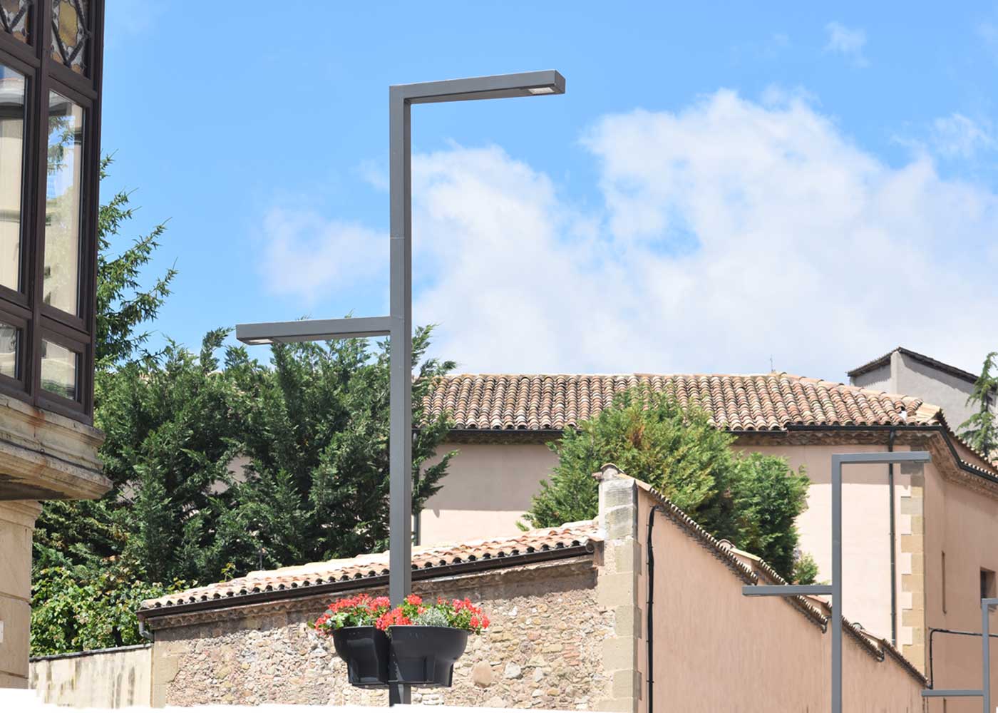 Ensemble lumineux Tomsk F ACTMF - mât en acier rectangulaire avec module LEDs 20W à 120W_4