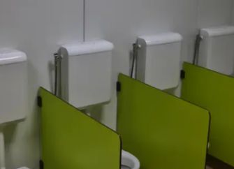 Vestiaires et sanitaires flexibles, modulaires et complets BCM - Disponible en achat ou en location courte/longue durée_4