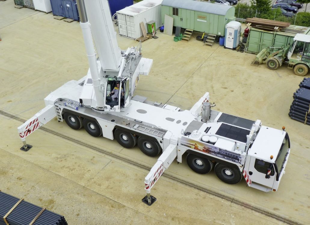 Ltm 1300-6.2 grues automotrices - liebherr - capacité de charge max 300 t_4