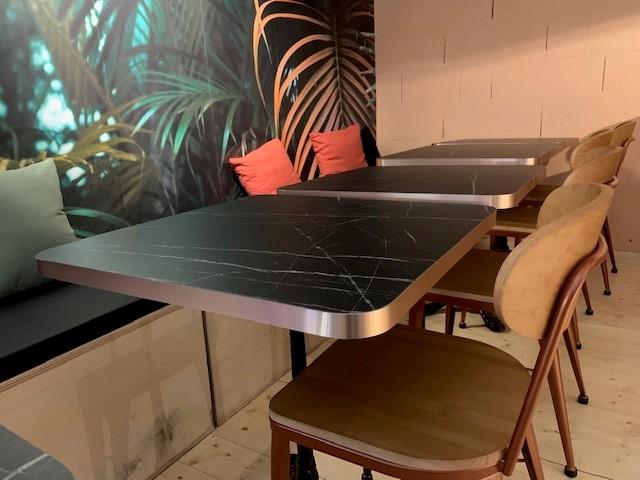 Plateaux intérieurs - plateau stratifié chant métallique_4