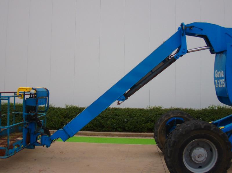 Nacelle articulée GENIE z135-70rt occasion_4