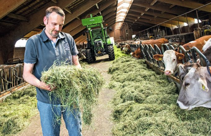 300 vario tracteur agricole - fendt - 100 à 142 ch_4