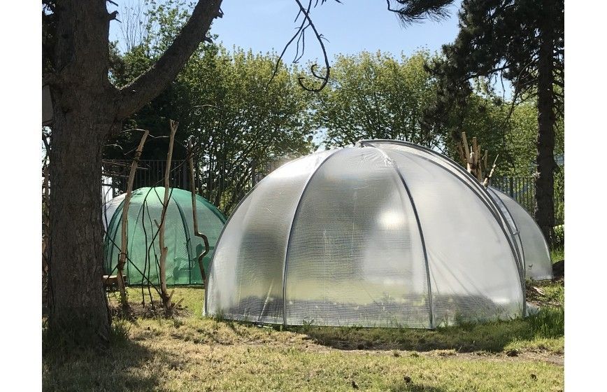Serre de jardin octogonale pour  un espace de culture différent (10,43 m2) avec Ventilation par la pose d'un filet sur la porte- IGLOO avec ou sans tablette_0