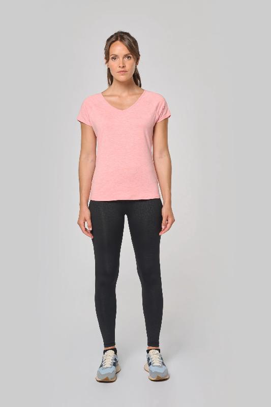T-shirt de sport écoresponsable femme - PROACT - Réf: PA4020 - Polyester recyclé et élasthanne - Coupe slim, encolure en V_4