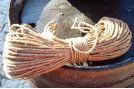 Cordage en chanvre naturel pour usages nautiques et équestres
