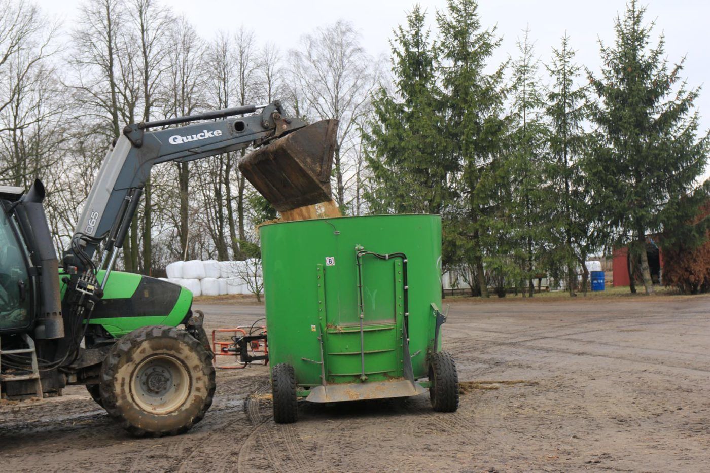 Uno Mini 500 - Mélangeuse agricole Samasz - Capacité 5m³ - Faible puissance demandée, vis innovante_4