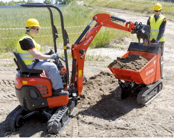 Kubota KC70H-4 avec système de tension des chenilles à graisse