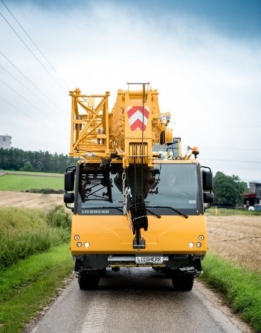 Ltm 1060-3.1 grues automotrices - liebherr - capacité de charge max 60 t_4