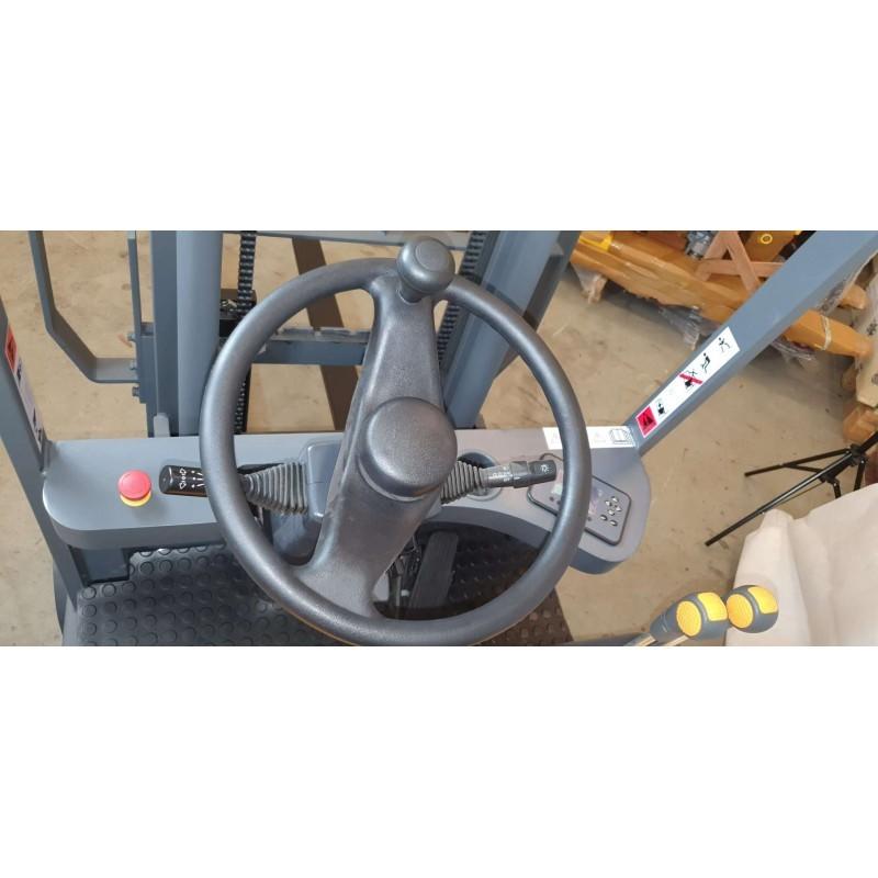 Gerbeur automoteur électrique avec cabine CPD15S-E - 1,5T/3M - idéal pour entrepôts fermés et surfaces inégales_4