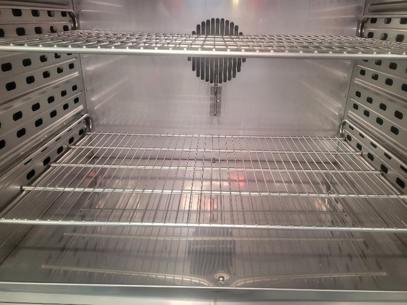 Incubateur / étuve réfrigéré BINDER KB-115 avec convection forcée 100°C_4