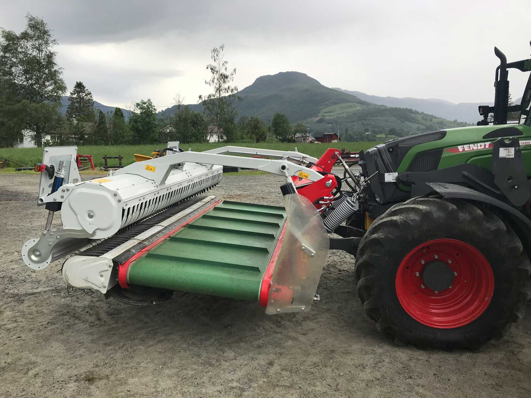 Respiro R3 Compact 700/1000 - Andaineur à tapis RT Engineering GmbH - 4 disques-patin - Largeur de tapis 700mm / 1000mm - Entraînement hydraulique_4