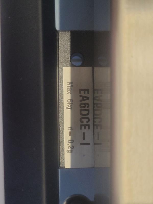 Balance de précision SARTORIUS EA6DCE-I  6000g / 0,2g_4