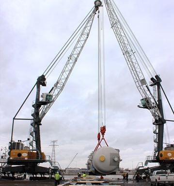 LHM 280 - Grue portuaire mobile Liebherr - Capacité de levage max 84t, portée 40m_4