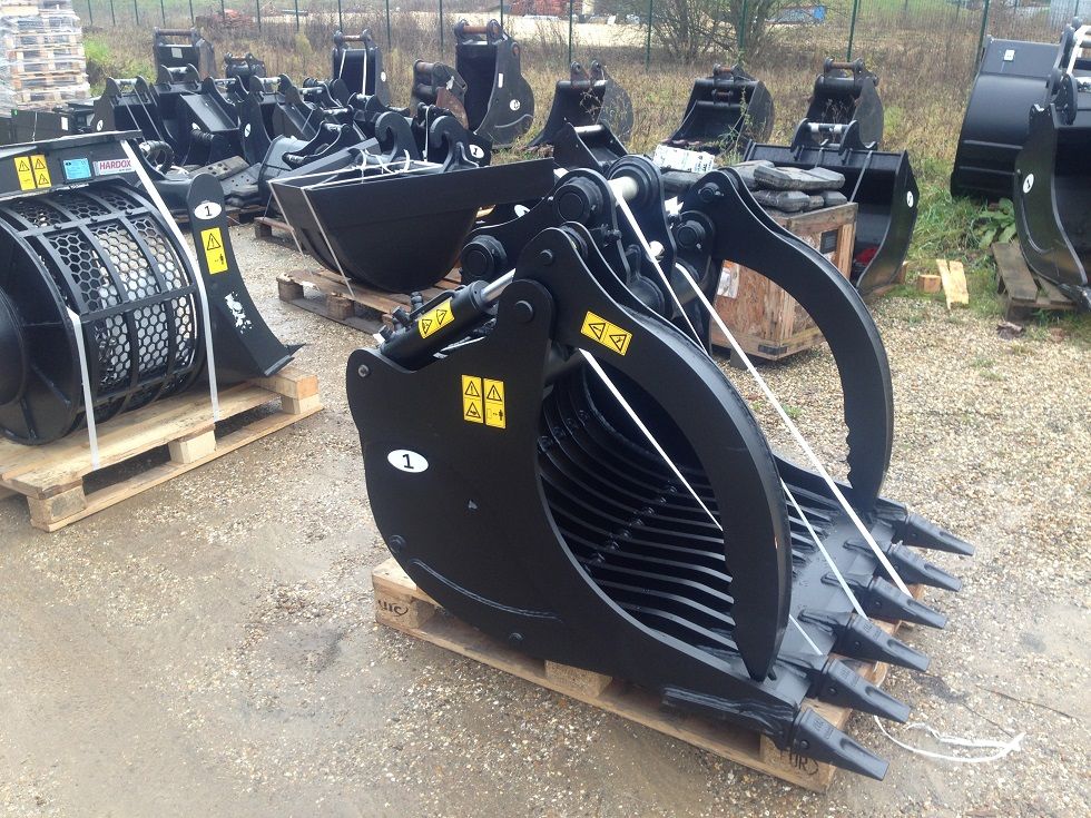 Godet grappin robuste pour espaces verts et forestiers