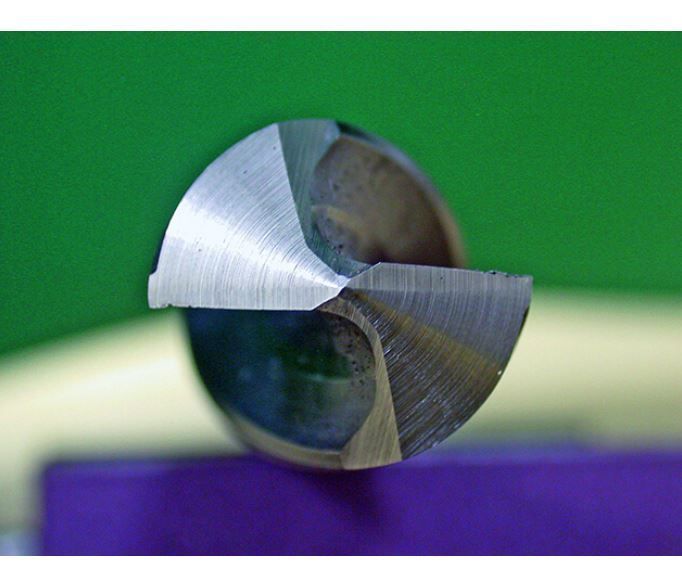 Affûteuse pour forets hélicoïdaux ARS ou métal dur - EDG 213 ou EDG 1226 - angle réglable 90° à 140°_4