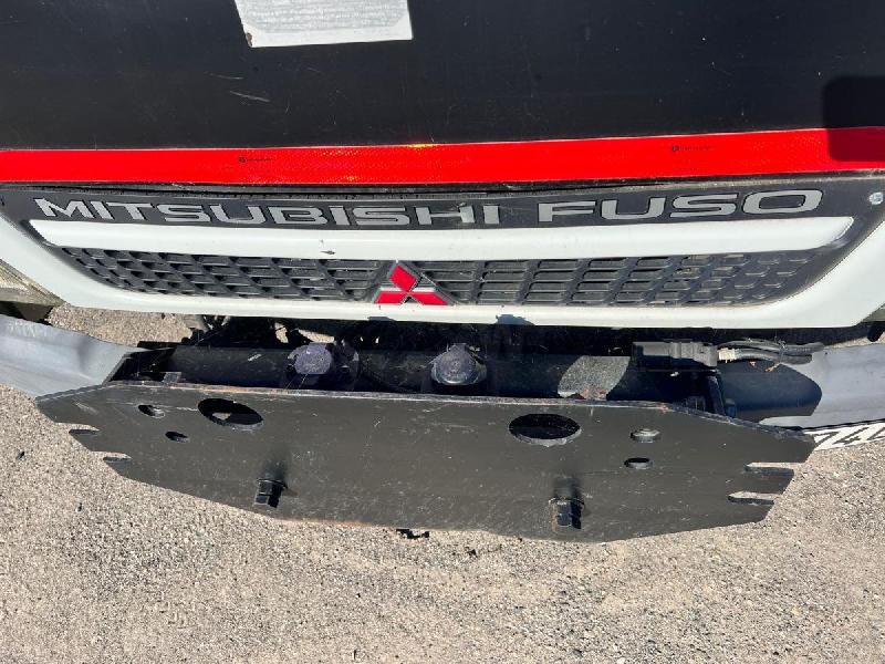 Mitsubishi Fuso Camion ampliroll 6,5T_4