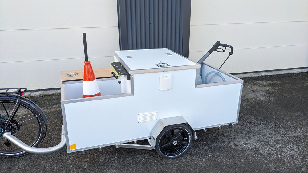 Remorque propreté urbaine pour les points d'apport volontaire de déchets_4