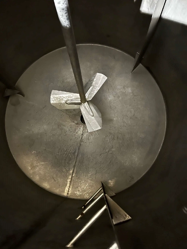 Cuve inox 5000 litres avec agitation et veste d'occasion - référence : c7225_4