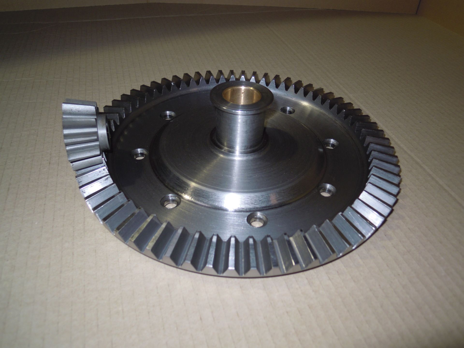 Engrenages coniques à denture droite et hélicoïdale - jusqu'au module 20_4