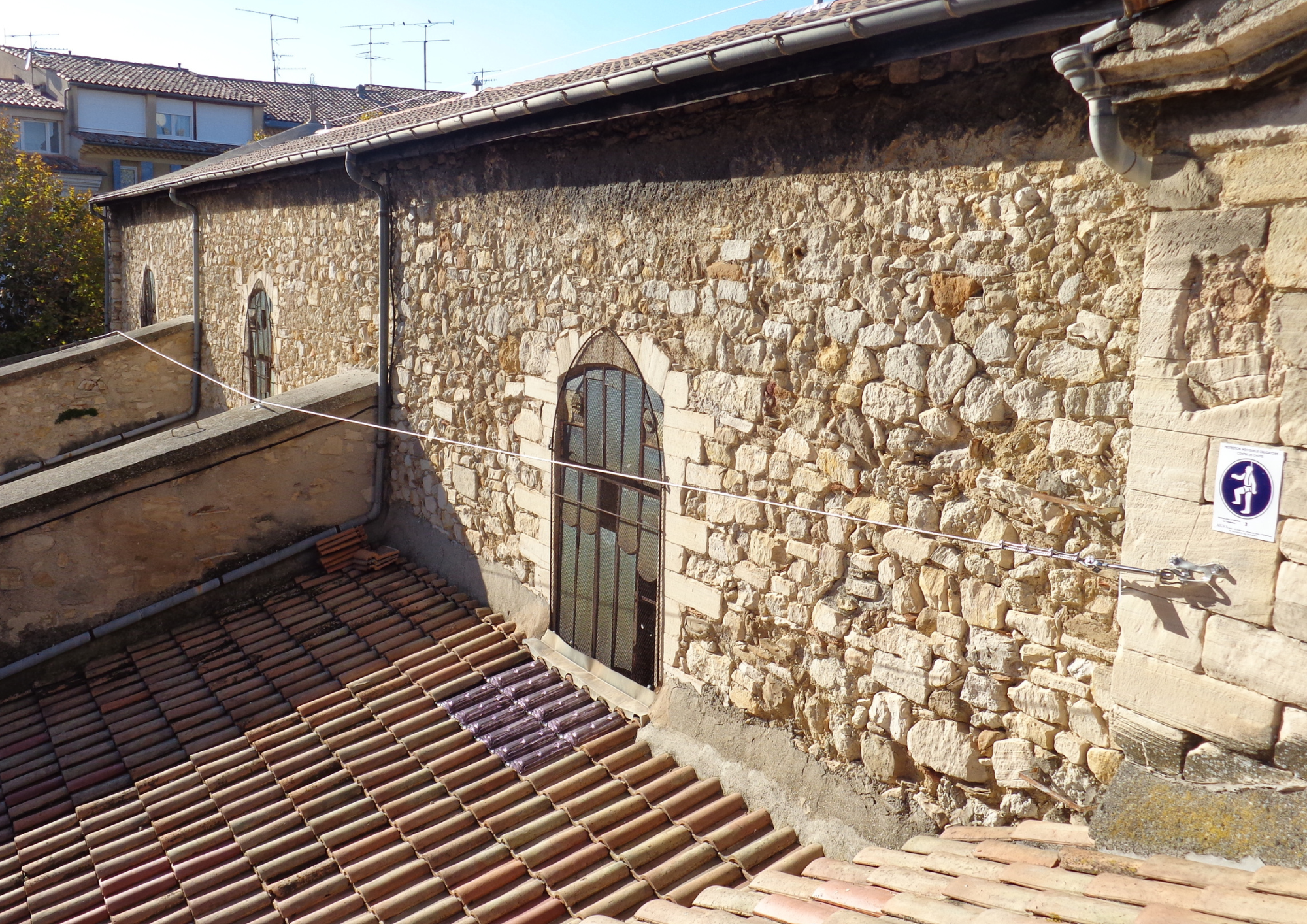 Ligne de vie en façade à chariot: dispositif d'ancrage horizontal_4