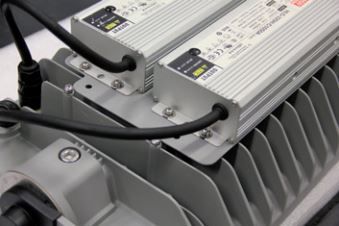 Apolo M - éclairages des grands espaces - Novatilu - LED 500W - luminaire orientable avec protection surtensions 20 kA_4