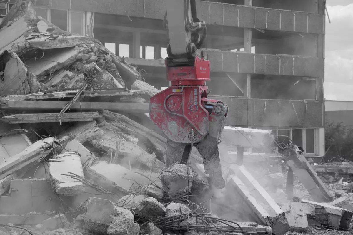 Cisaille de démolition combi, compatible avec des pelles de 15 à 70 tonnes_4