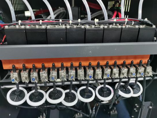 M-3220W - Imprimante UV à plat GZM Serin - Largeur d'impression 3260 mm x 2060 mm_4