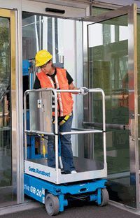 Nacelle avec une hauteur de levage 8.1 m, jusqu'à 227 kg - Génie extérieure et intérieure_4